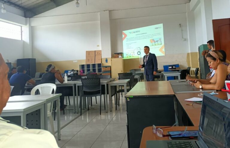 Instituto Superior Tecnologico Luis Tello (Esmeraldas) 2